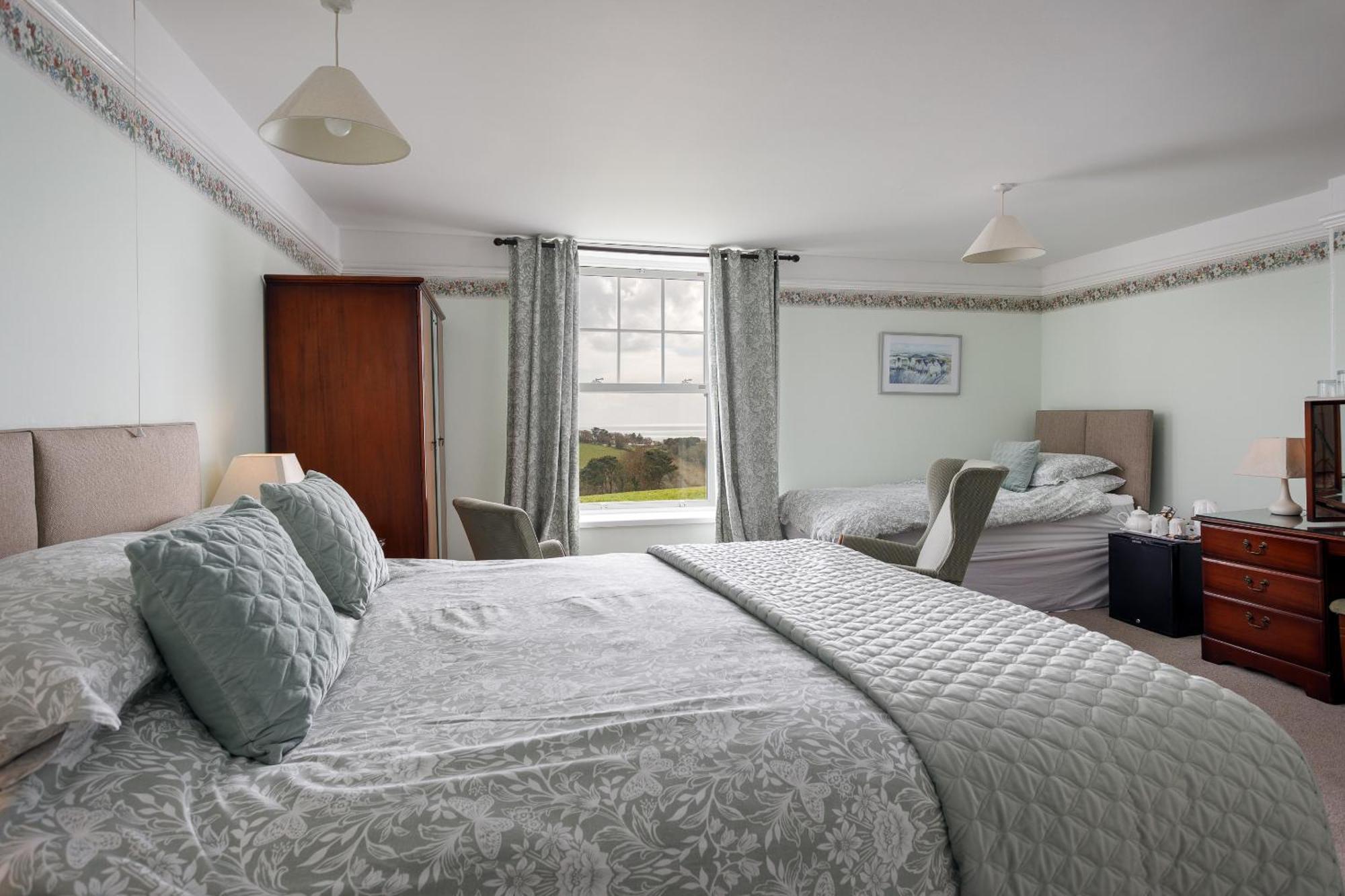 Bed and Breakfast Bucklawren Farm Looe Habitación foto